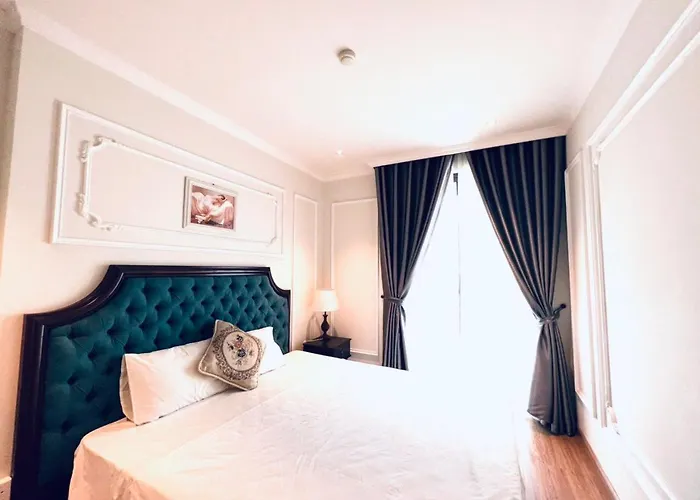 Rose 24 - 3 Bedrooms, 110m2- High Floor - Full Sea View 360 Degree * Hạ Long